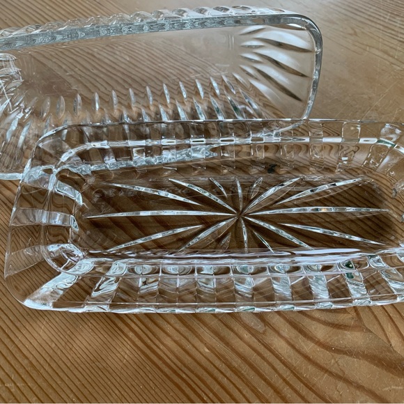 Mikasa Royal Suite Quarter Pound
Covered Butter 8 1/4" - Picture 3 of 8